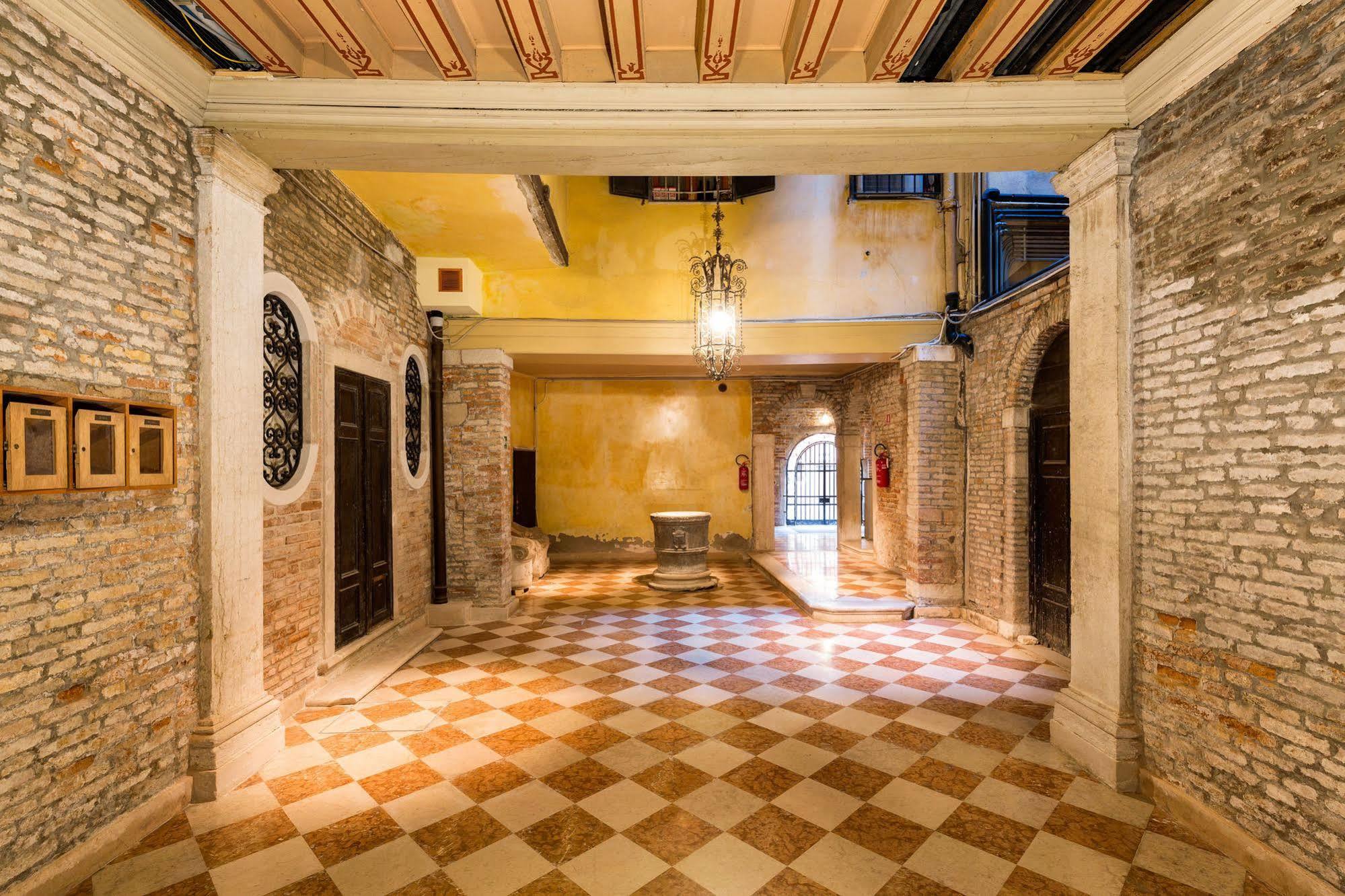 Very In Historical 1600 Palace With Lift A Few Min Walk From San Marco Square * Venezia