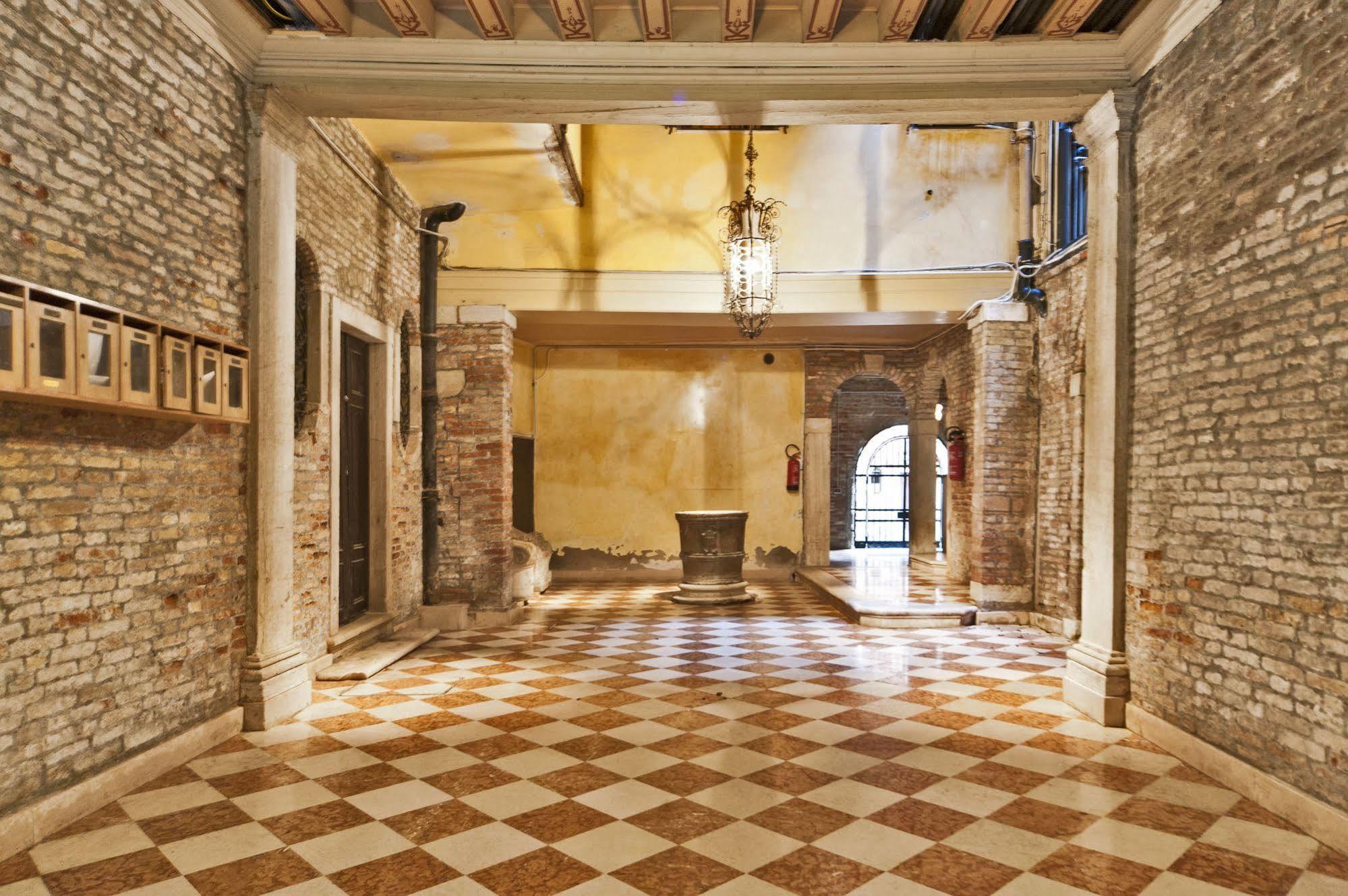 Very In Historical 1600 Palace With Lift A Few Min Walk From San Marco Square * Venezia