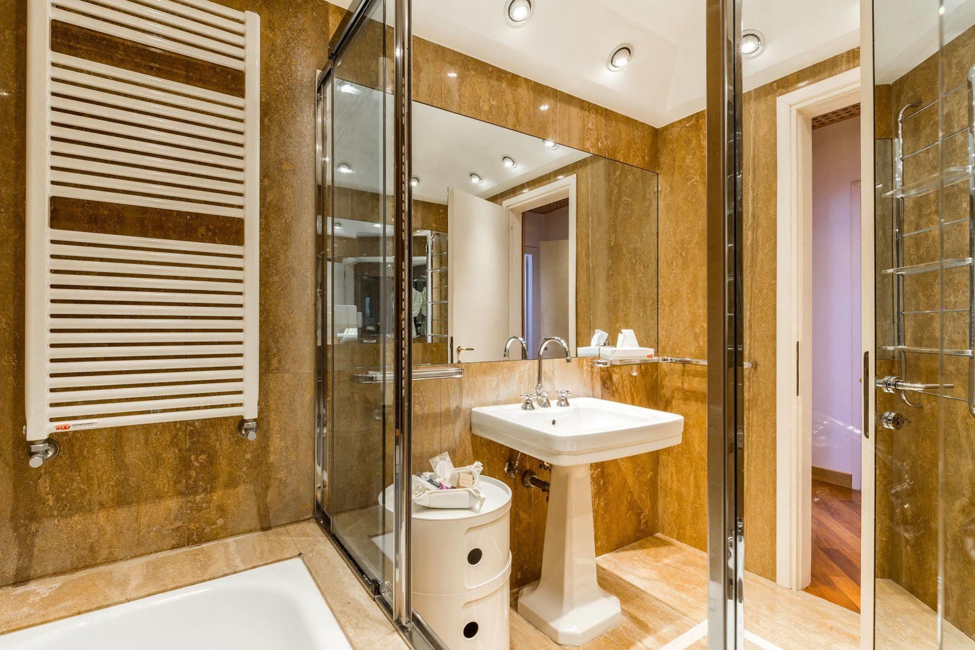 Very In Historical 1600 Palace With Lift A Few Min Walk From San Marco Square Appartamento *